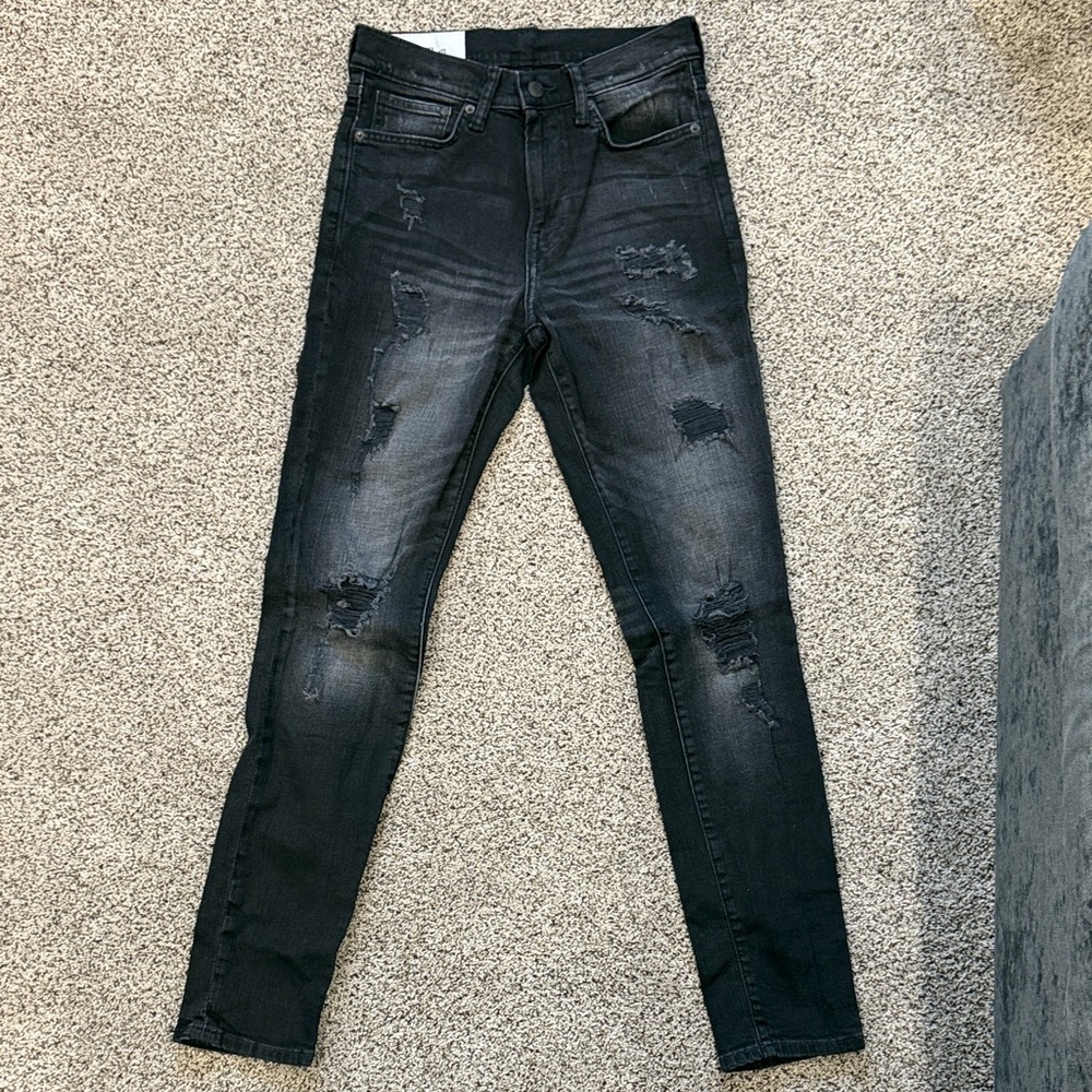 H&M Men's Black Distressed Skinny Jeans Size 29x32 smoke free home